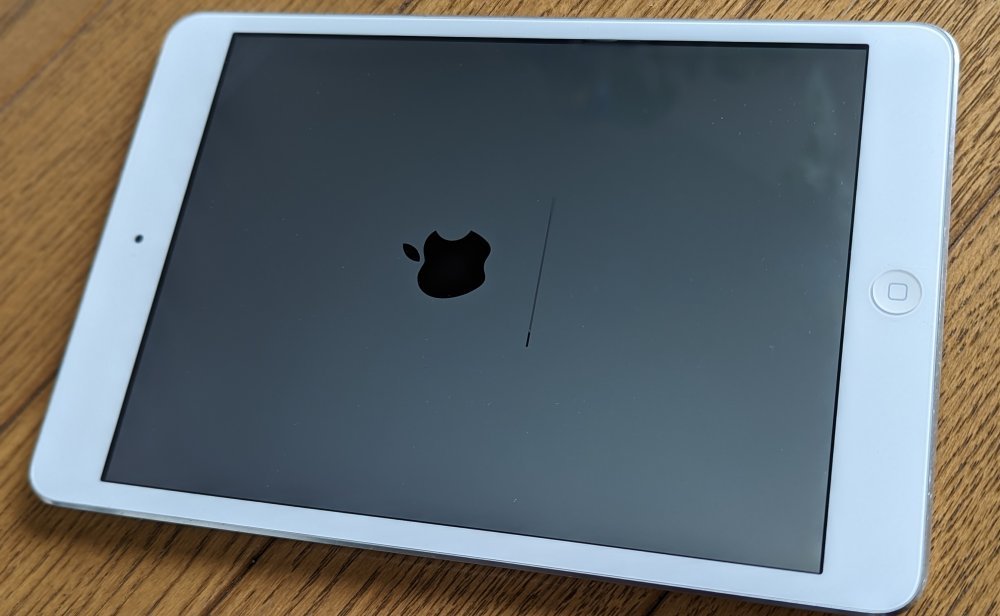 【やや傷や汚れあり】iPad mini 32GB Retina ディスプレイ （中古）の落札情報詳細 ヤフオク落札価格検索 オークフリー