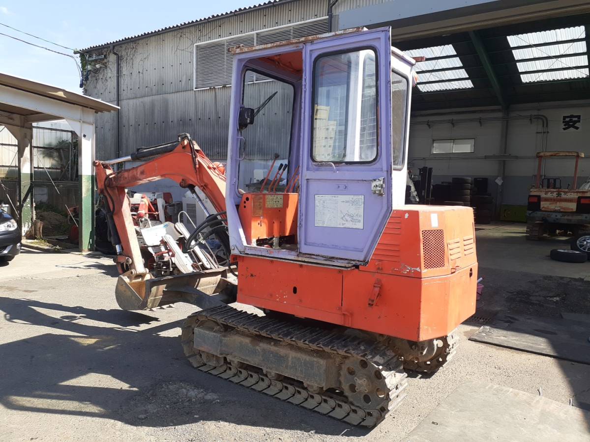 (商談中)クボタバックホー　KH-8 鉄キャタ　再塗装 商談中)クボタバックホー KH-8 鉄キャタ 再塗装