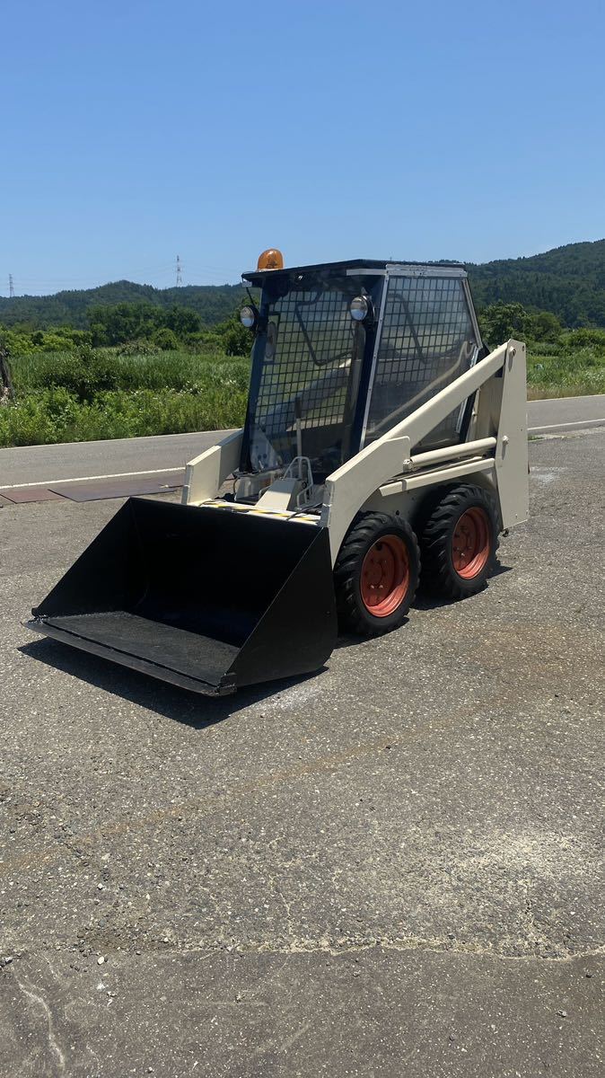 ボブキャット スキッドステアローダー 443 中古