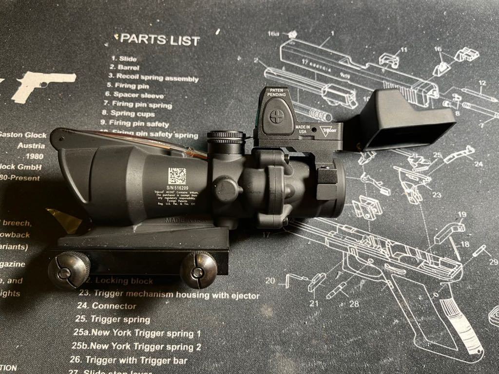 TrijiconACOG型TA31集光チューブ電池不要グリーンドットサイト TR ACOG TA31タイプ 自動集光式ドットサイト グリーンドット | 光学