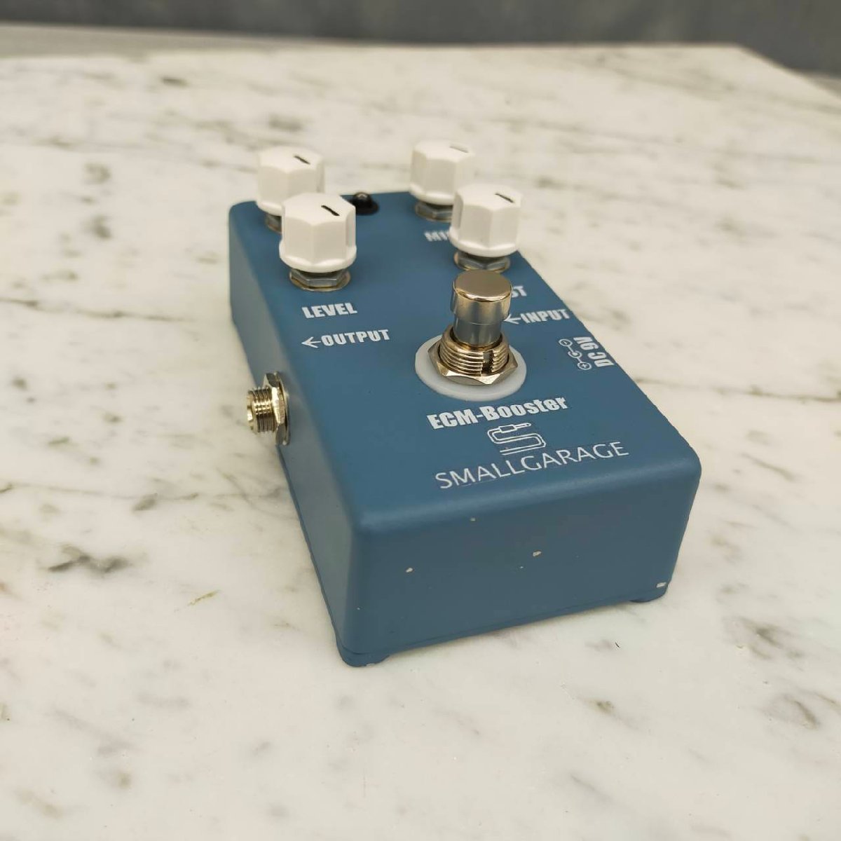 SMALLGARAGE ミッドブースター ECM-Booster