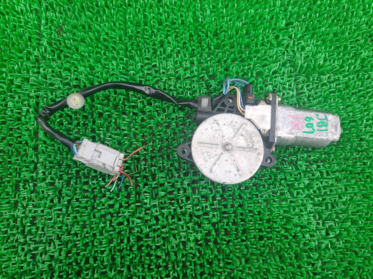 【やや傷や汚れあり】★607 ホンダ ライフ JB1 JB2 JB3 JB4 パワーウインドウモーター フロント右 レギュレーターモーター