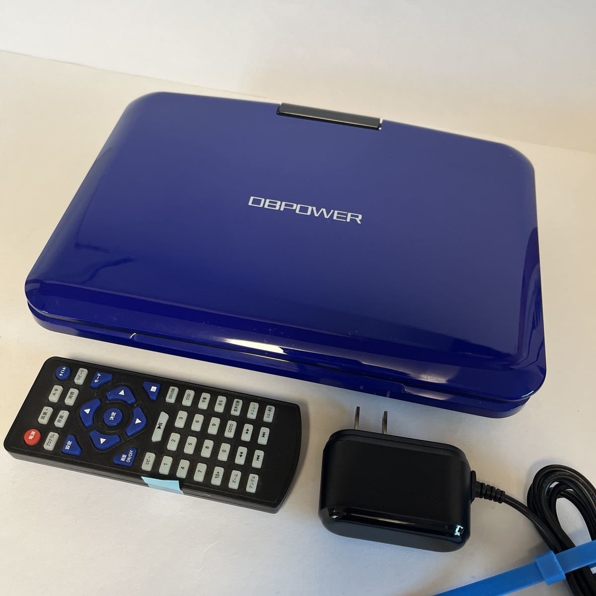 9インチポータブルDVDプレイヤー YTO-P9004FTVBKリモコン付き VERTEX STYLE ポータブルDVDプレーヤー 9インチ液晶 PDVD-V092