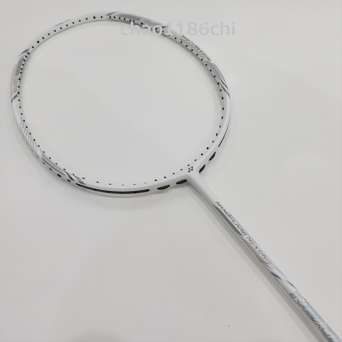 未使用】送料込/新品/ヨネックス/4U5/最新モデル/ナノフレア