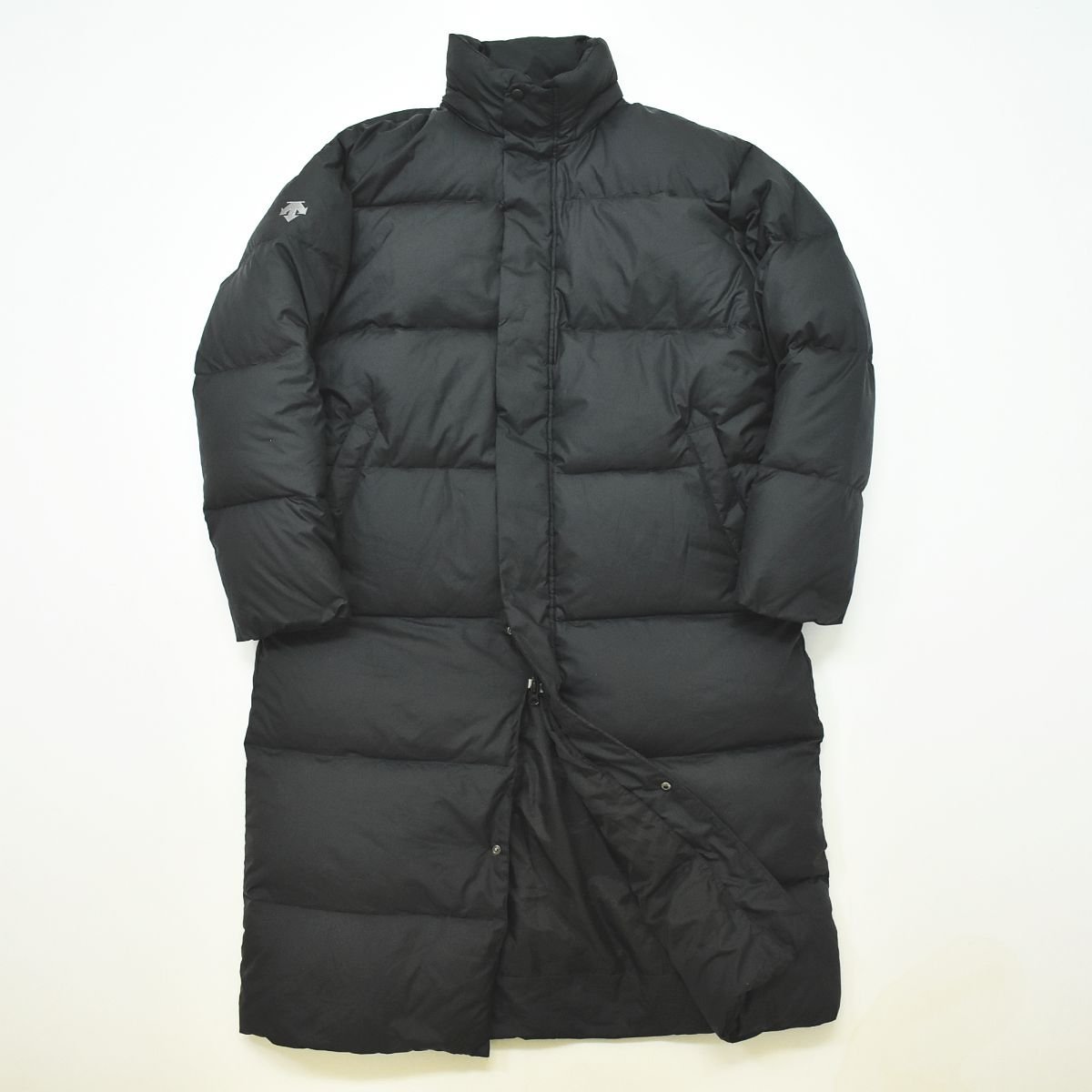 【極美品DESCENTEデサント ロングダウンコート ベンチコート 肉厚　L 美品】DESCENTE デサント ロングダウンコート ベンチコート 肉厚 L