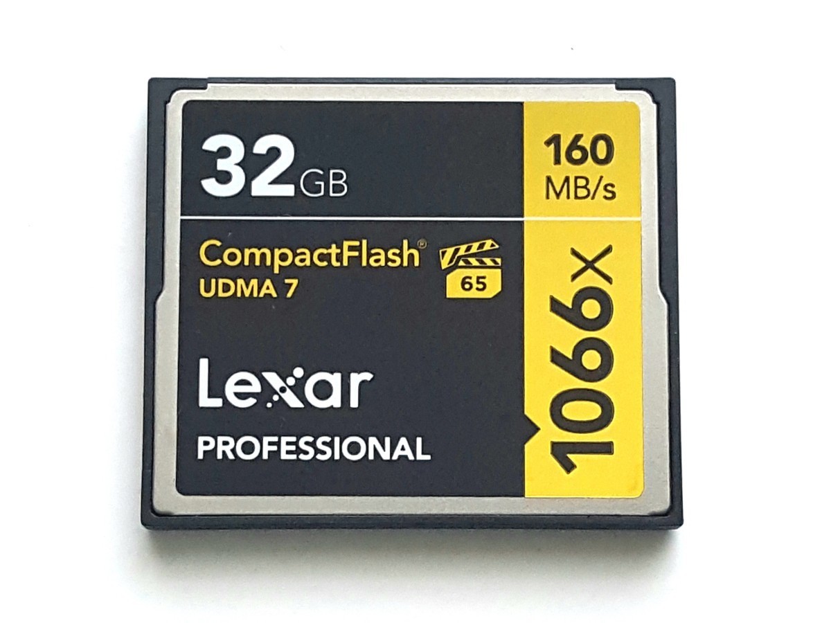 【目立った傷や汚れなし】☆美品☆ CFカード 32GB 1066x レキサー プロフェッショナル Lexar Professional