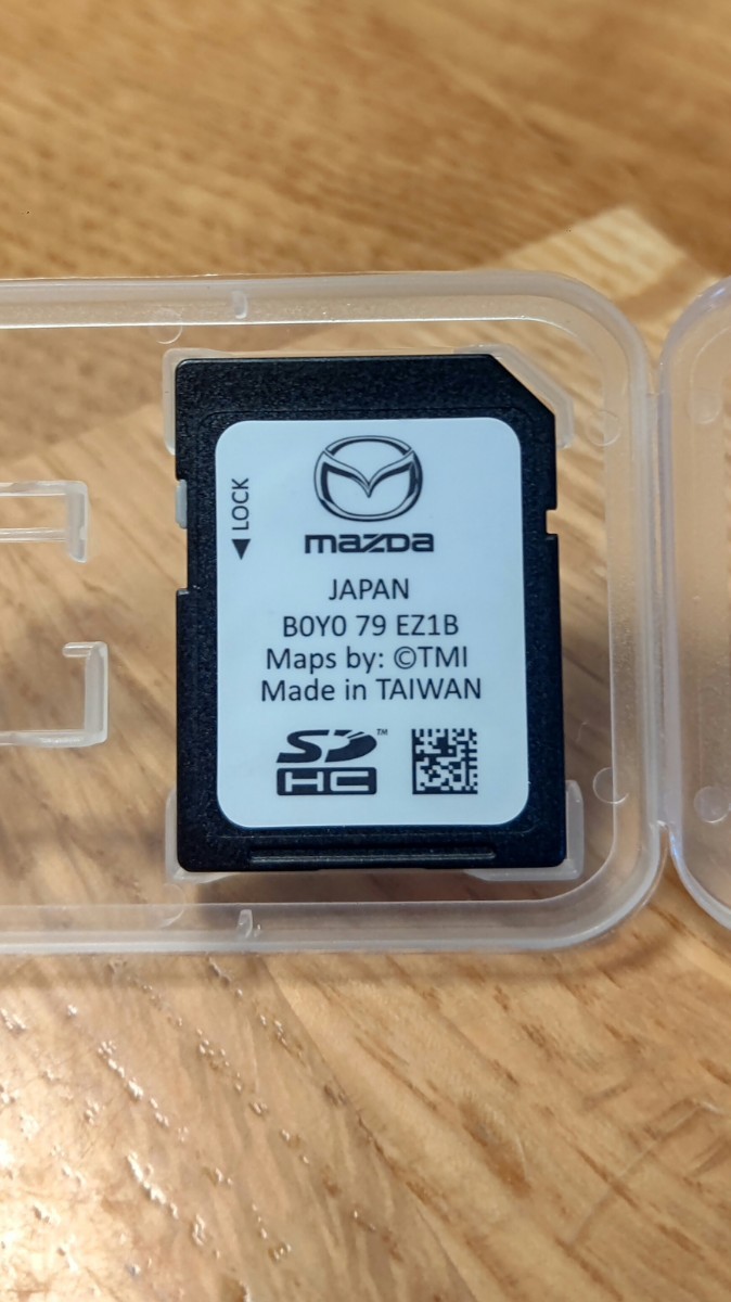マツダ コネクト SDカード 《純正品》 マツダ純正地図ナビSD マツダ コネクト SDカード 《純正品》 マツダ純正地図ナビSD