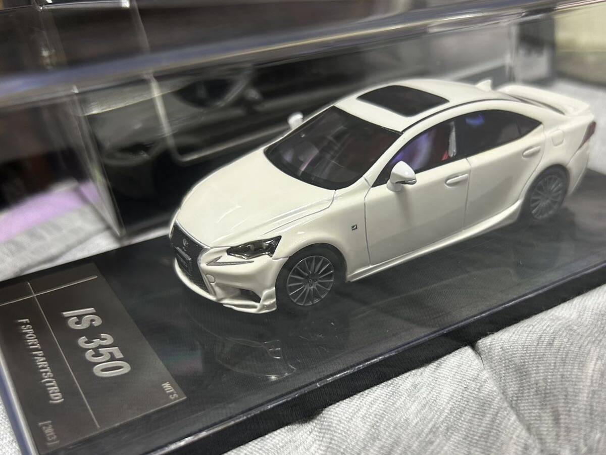 1/43 レクサス IS 350 F SPORTS TRD ホワイト WIT’S KYOSHO 03658W Scale 1/43 | LEXUS IS 350 F SPORT 2013 WHITE