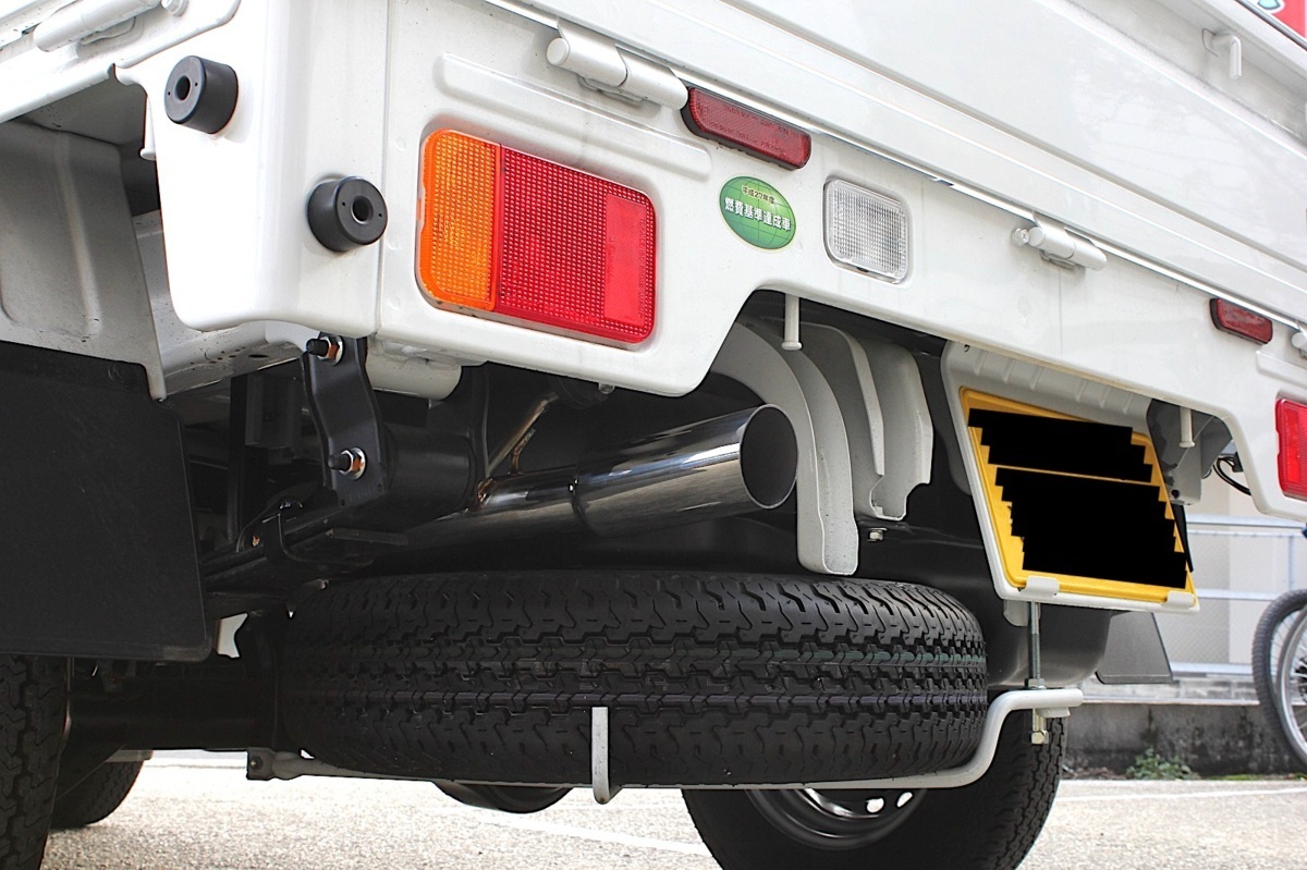 即決◆ジムニーJA11　 ステンレスマフラー Type02　出口　丸型 即決スズキ ジムニー JA11 ステン？マフラー ジムニー マフラー