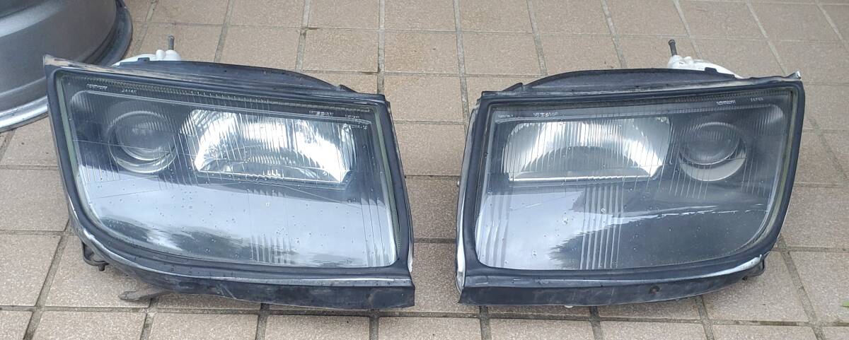 Z32フェアレディZ ヘッドライト左右（傷や汚れあり】Z32 フェアレディZ  