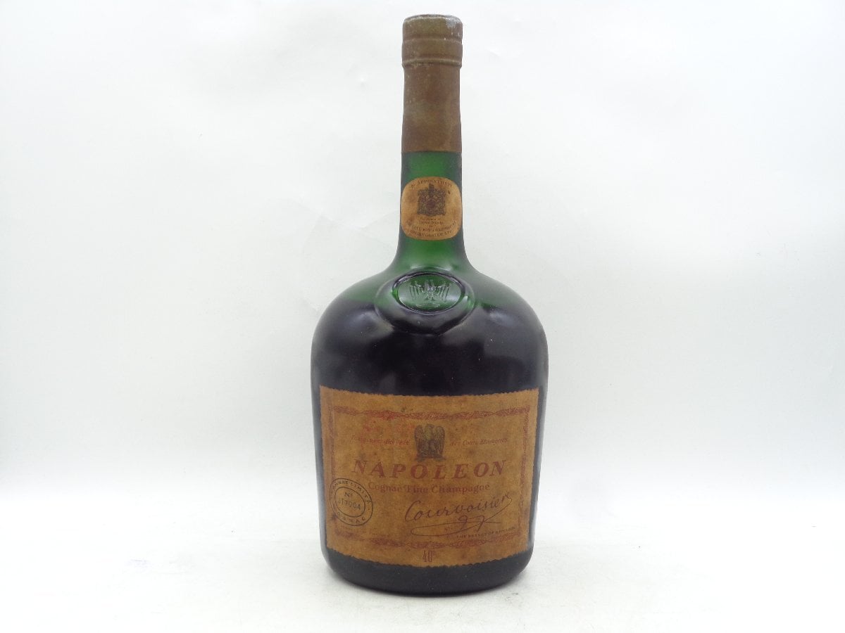 クルボアジェ ナポレオン クルボアジェ ナポレオン/VSOP 旧ラベル 3本