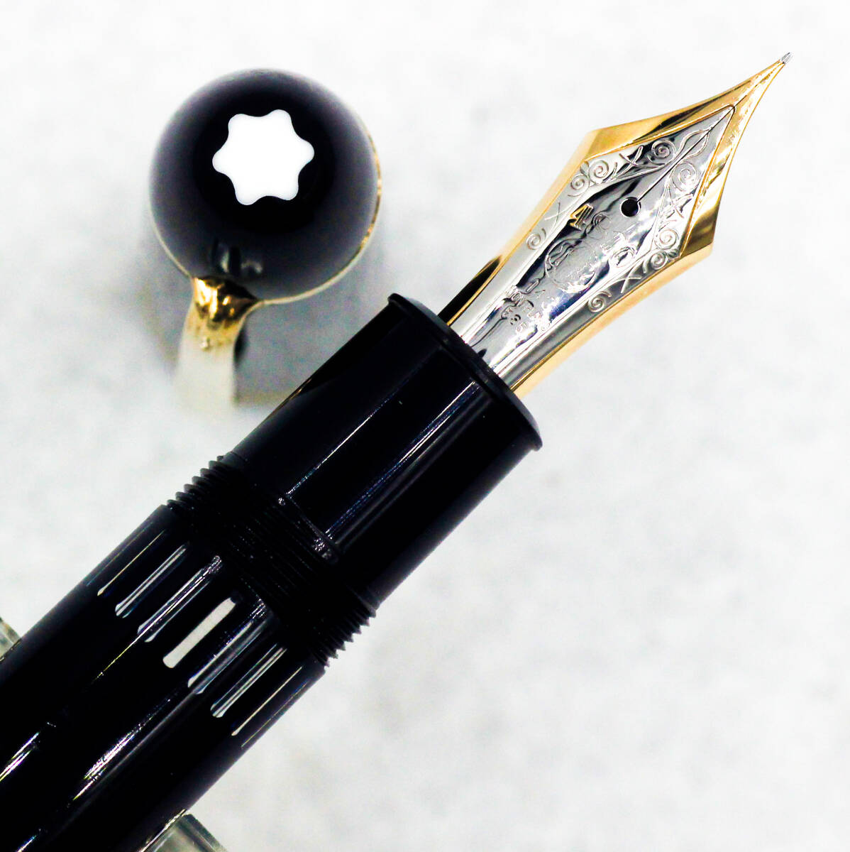 モンブラン マイスターシュテュック 万年筆 M 中字 14C 中白 149