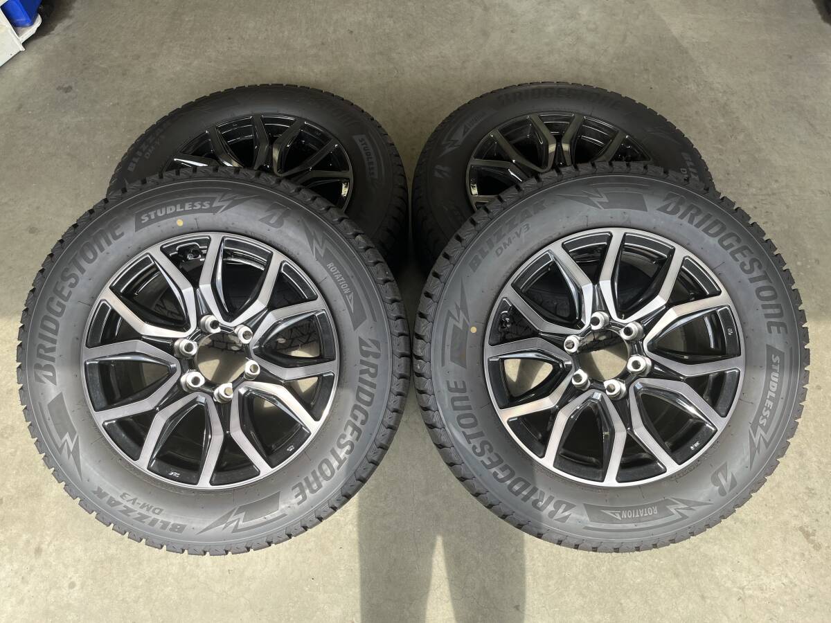 新車外し トヨタ 新型 ハイラックス GRスポーツ 純正アルミ