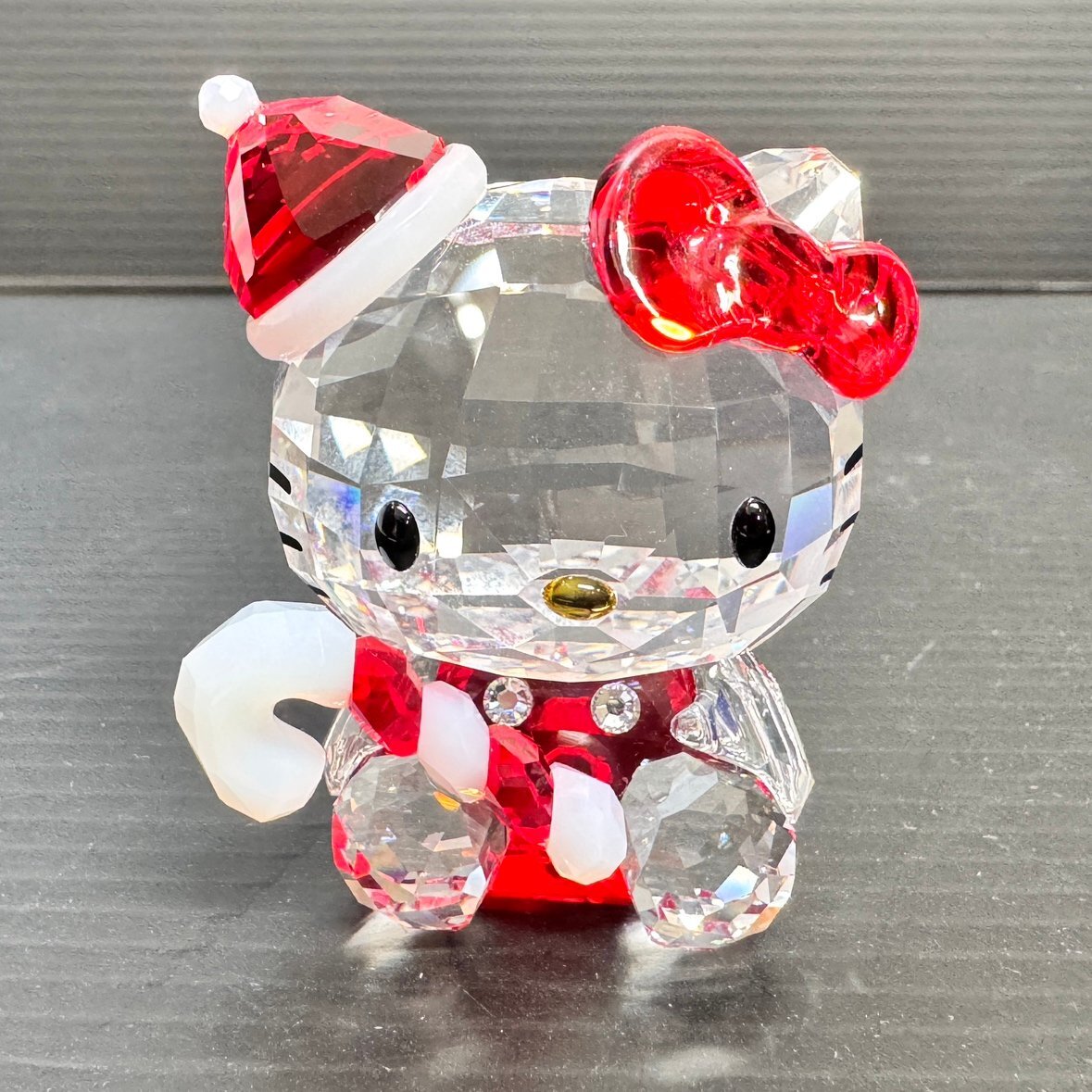 新品】Swarovski ハローキティチャーム