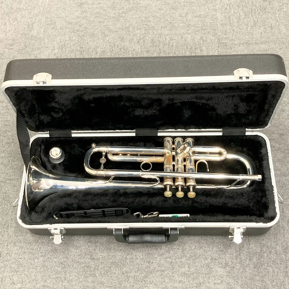 素晴らしい HOLTON トランペットGT-103 ホルトン 管楽器・吹奏楽器