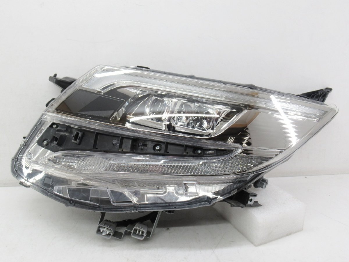 ヴァンガード ACA33W/ACA38W 右ヘッドライト HID 42-44 (Z2029) トヨタ