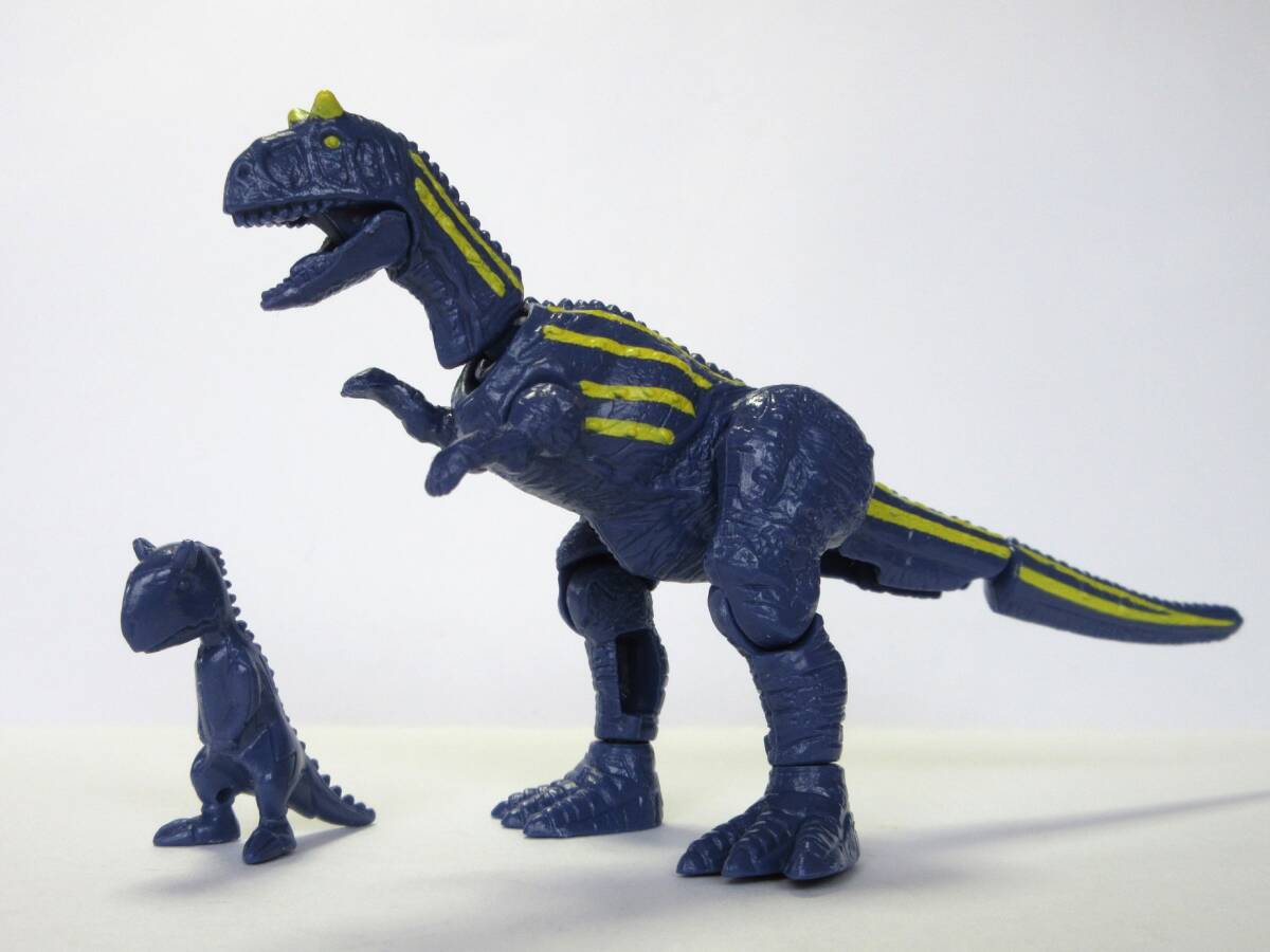 目立った傷や汚れなし】恐竜キングモデル カルノタウルス ＆ エース
