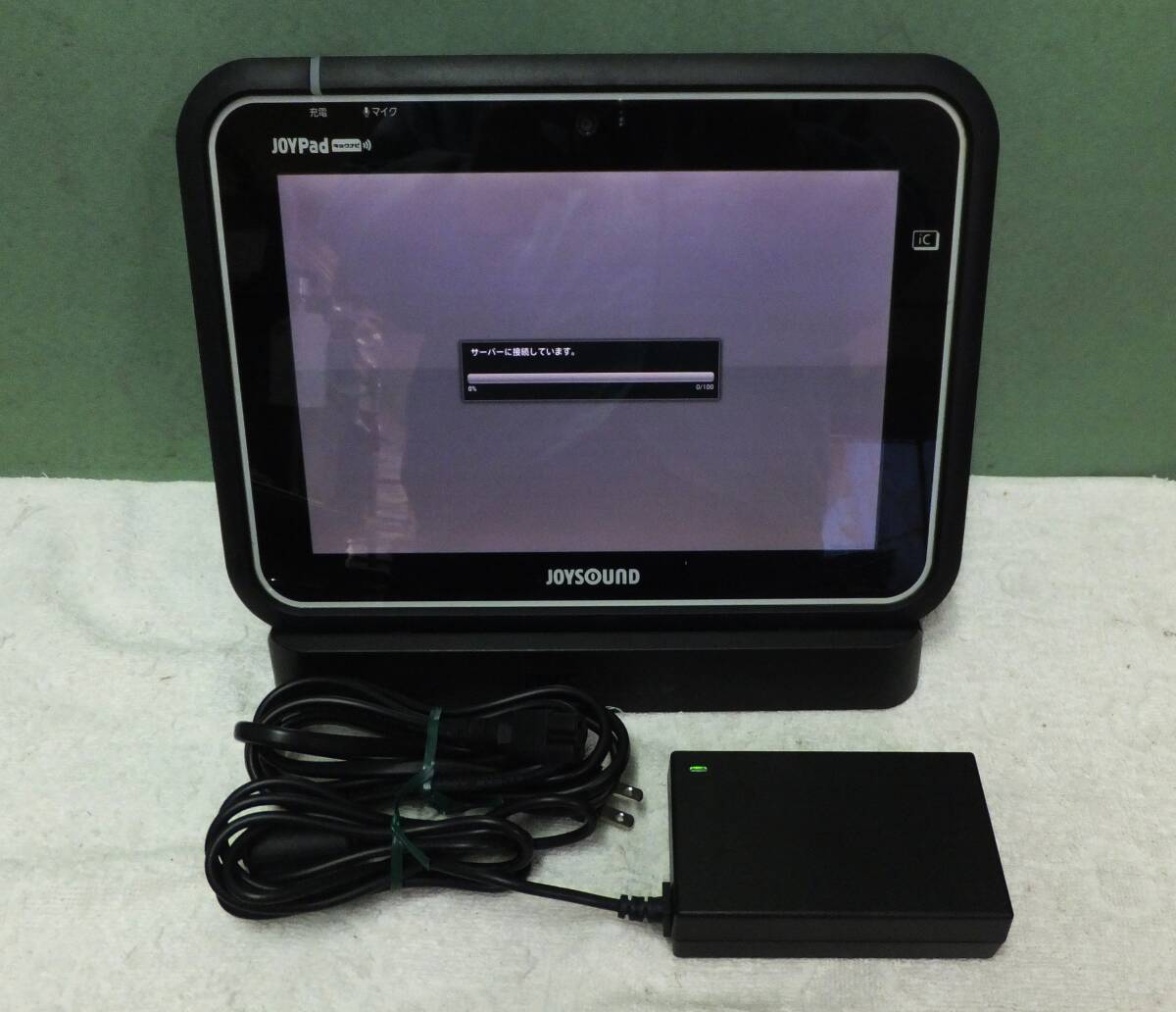 JOYSOUND キョクナビJR-P2000本体1台と 充電台セット JOYSOUND キョクナビJR-P2000本体1台と 充電台セット