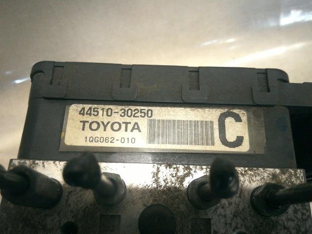 エスティマ DBA-ACR50W ABSアクチュエーター 44510-28140 44050-28090 エスティマ DBA-ACR50W ABSアクチュエーター 070 44050-28090