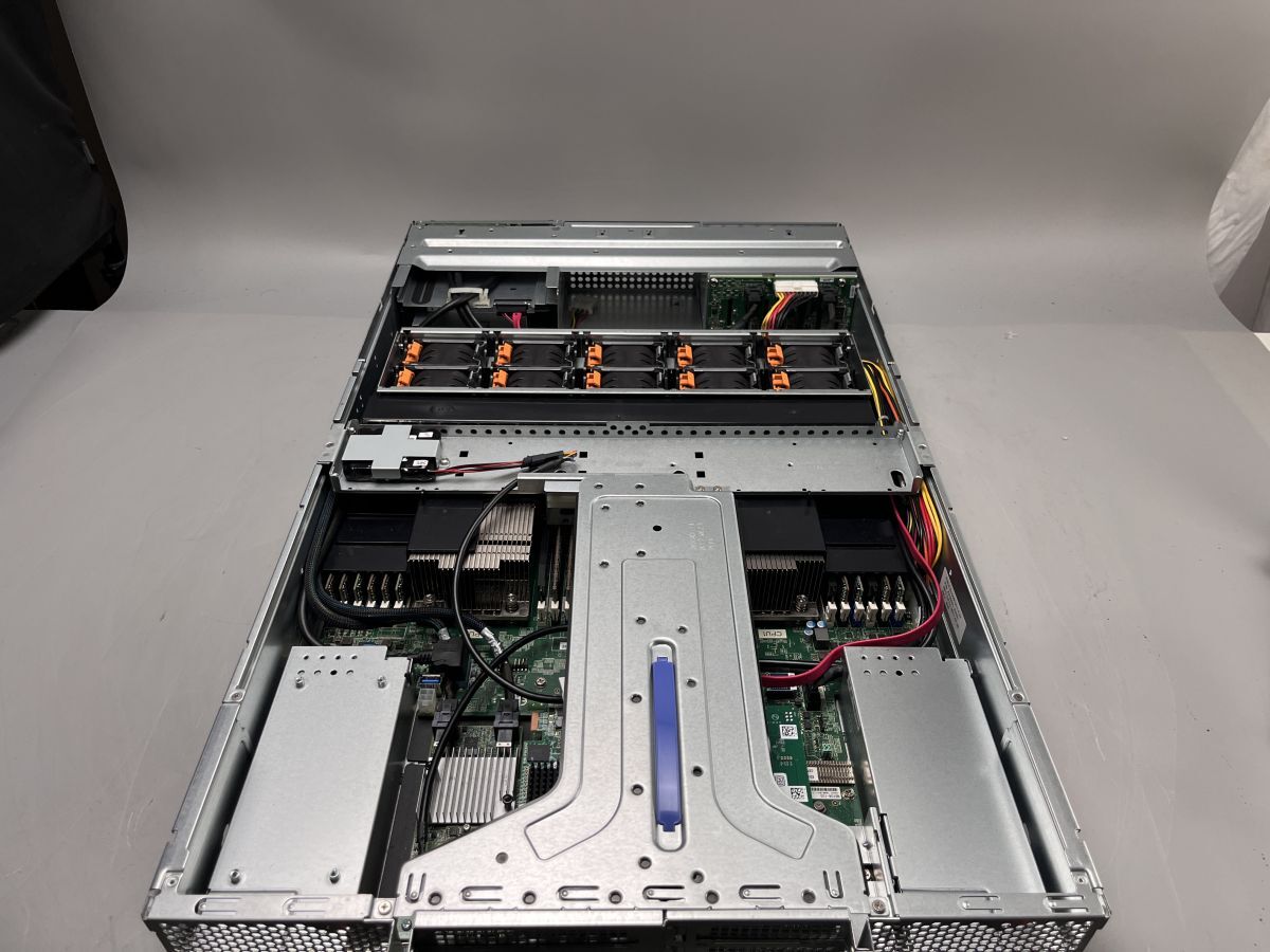 NEC Express5800/56Xg E5-2643 V3 x2基 16GB NEC Express5800/56Xg E5-2643 V3 x2基 16GB（NEC Releases Six