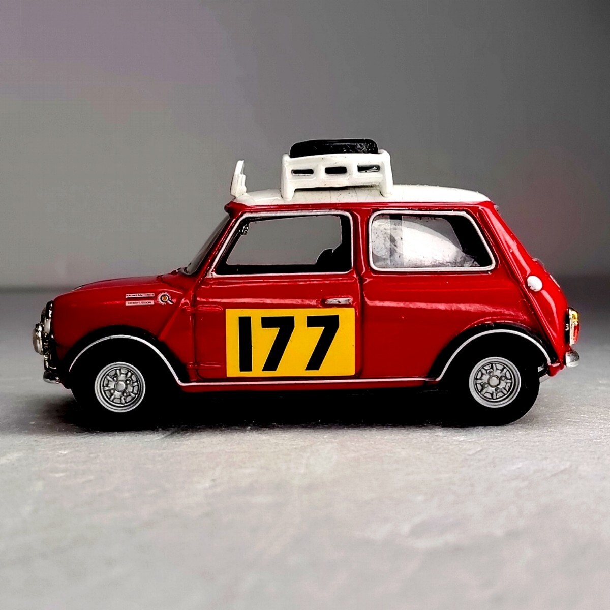 トミカ ミニクーパー 特注30 トミカ BLMC ミニクーパー（ARJ30周年記念