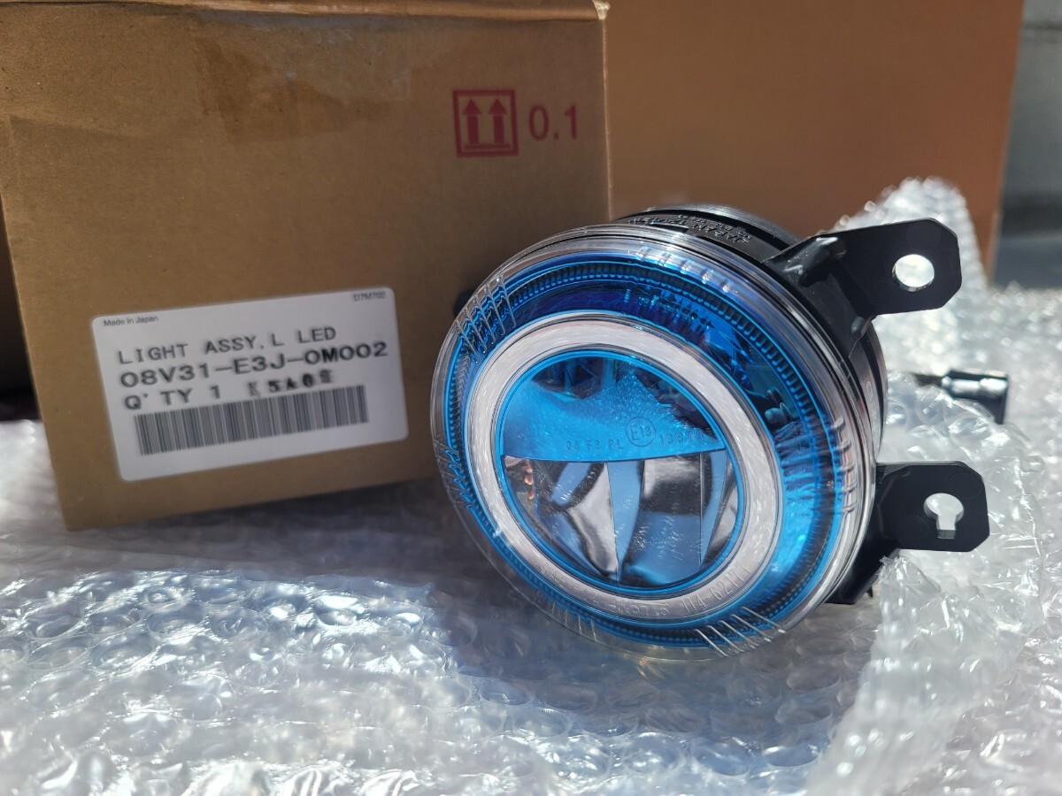 美品 カシウエア マイクロファイバー ジップトップス 白　M MR7904TJ1 OA用抜止タップ4コ口PLMg付1m接地プラグ付 | 平野通信