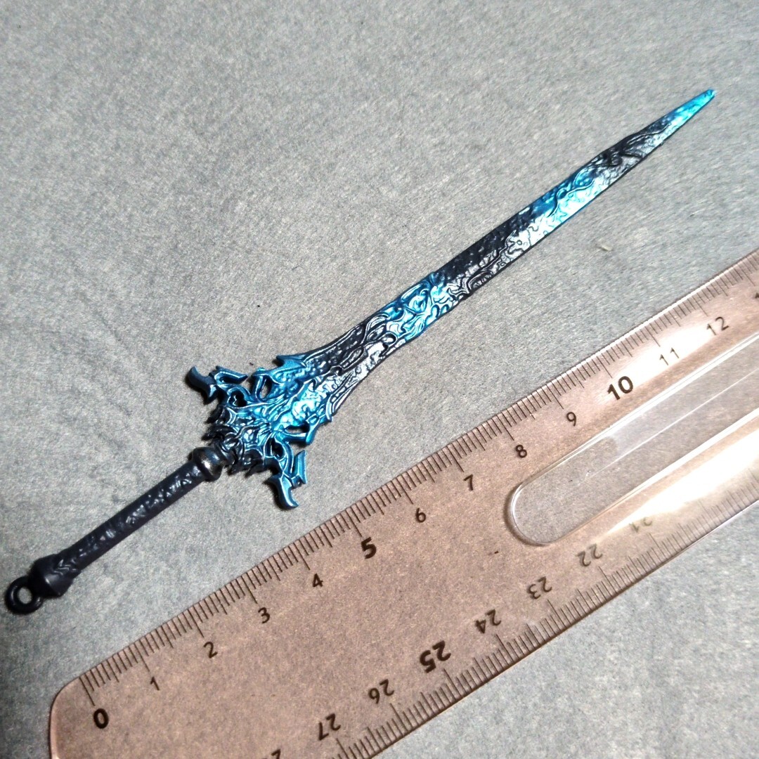 中古】最強の食器 アルテマウェポンフォーク FF30周年 当選品 日清激