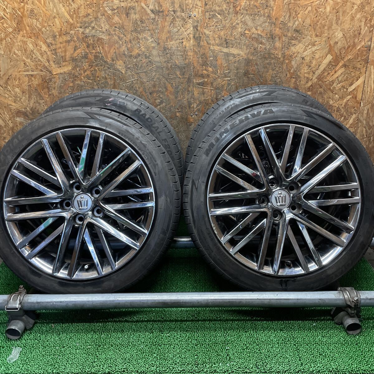 210系 クラウンアスリート ブラックスパッタリング 18×8J+40 希少 純正 