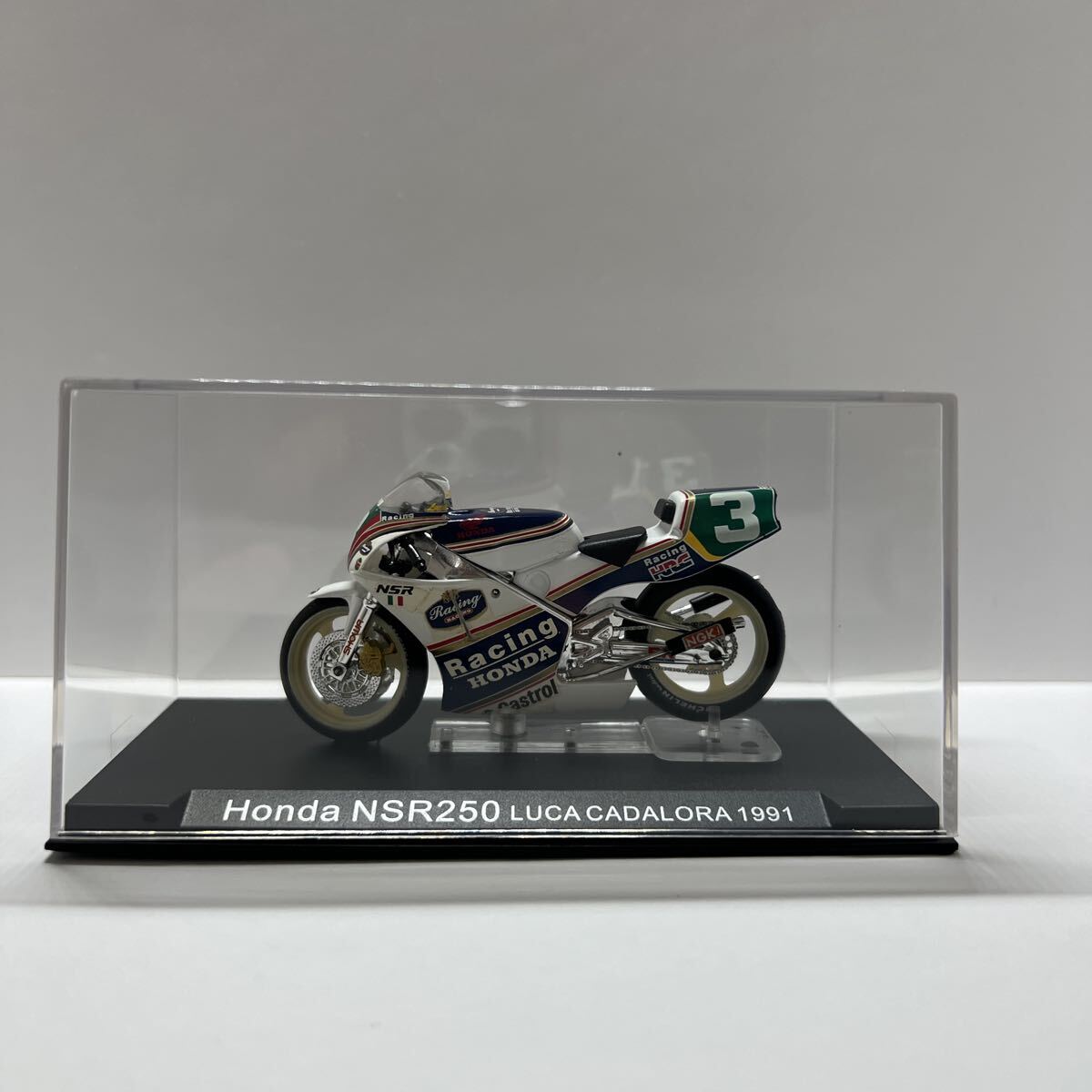 ホンダ Honda NSR250 LUCA CADALORA 1991 ミニカー フィギュアの落札
