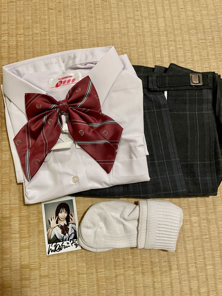 皆月ひかる 直筆サイン入り水着チェキ 1の落札情報詳細 - Yahoo