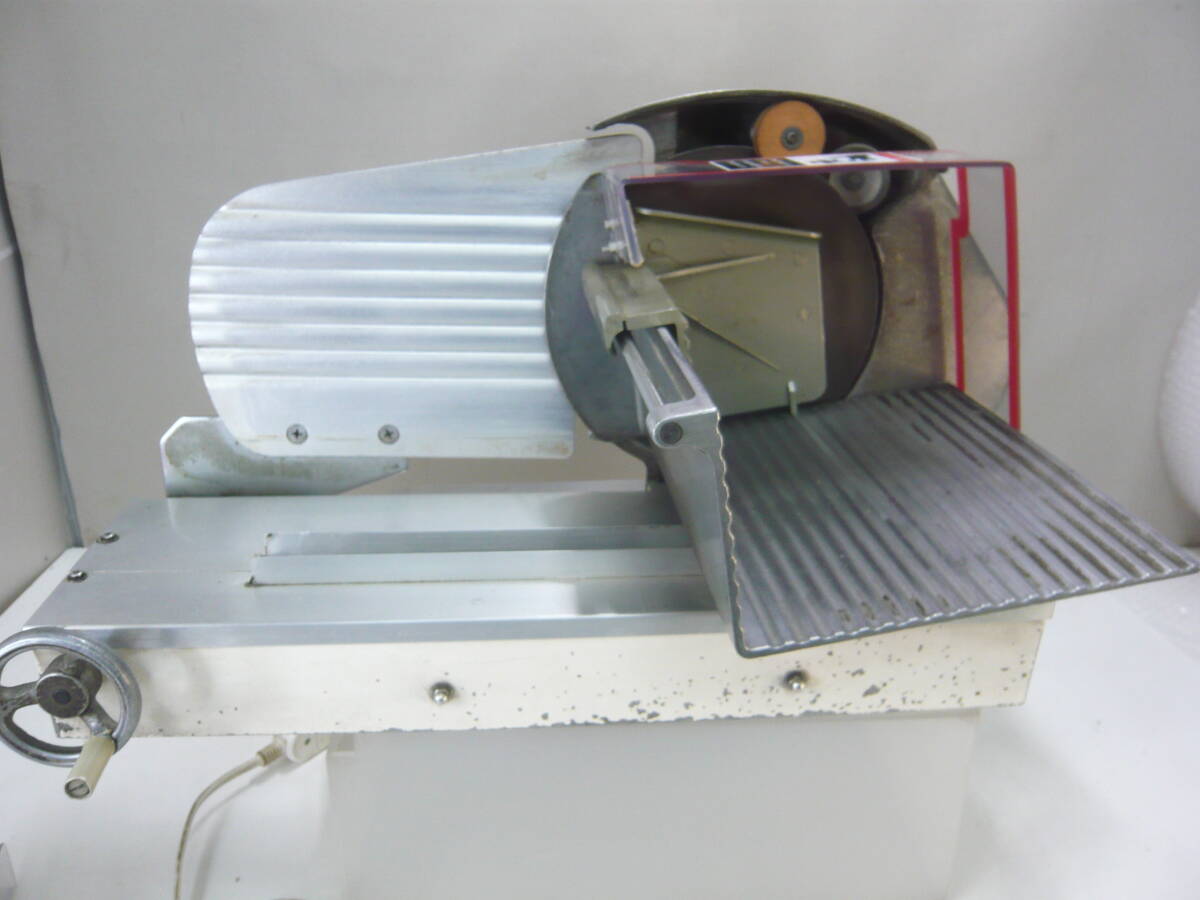 富士島工機 SOFT-90 １枚切食パンスライサー 100V (中古) 富士島工機 SOFT-90 1枚切食パンスライサー 100V (中古)