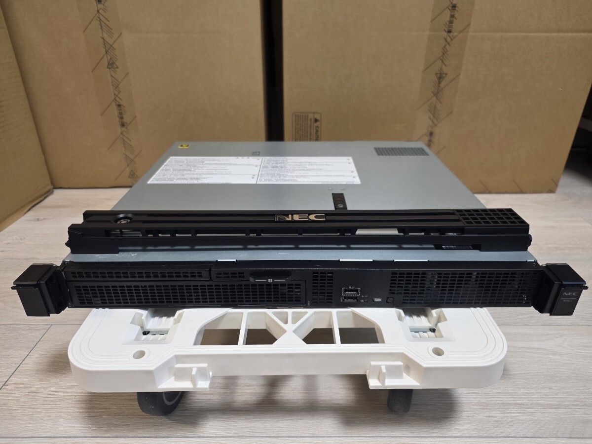 中古】□1円～!!IBM サーバーラック 25U 9306-250 鍵2本つき NET BAY