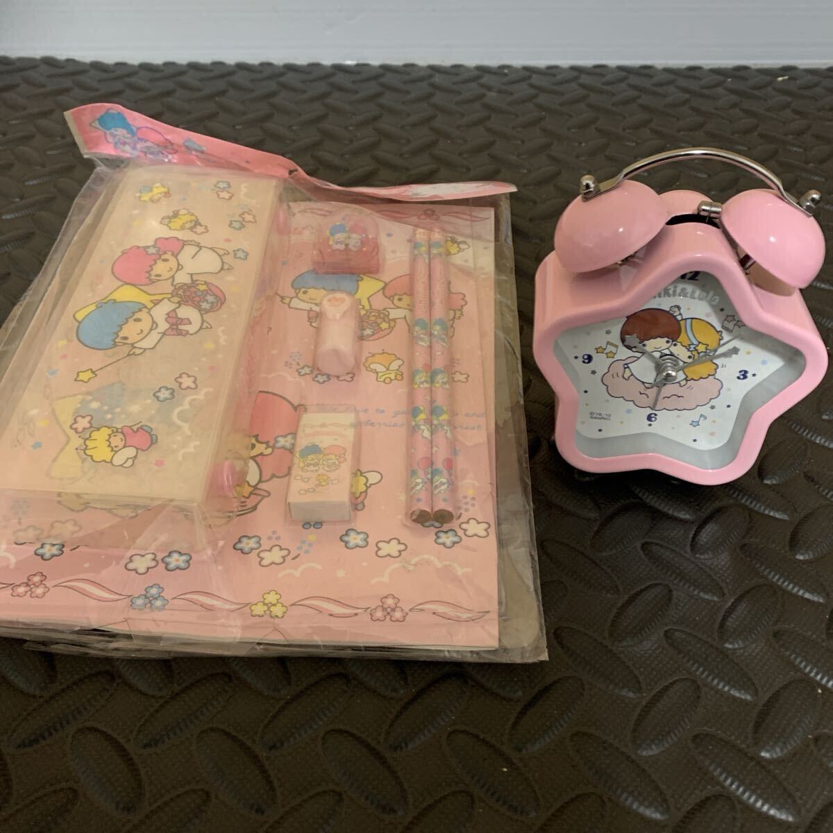 新品】サンリオ 2003年製☆キキララ☆目覚まし時計☆アラームクロック