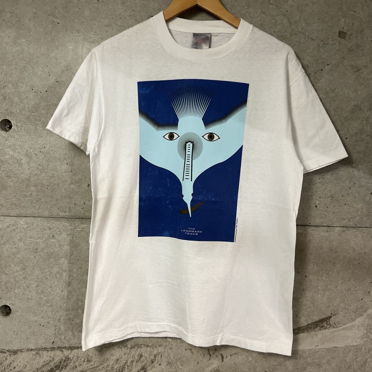 新品】進撃の巨人 横浜ランドマークタワー【エレン・超大型巨人】数量 