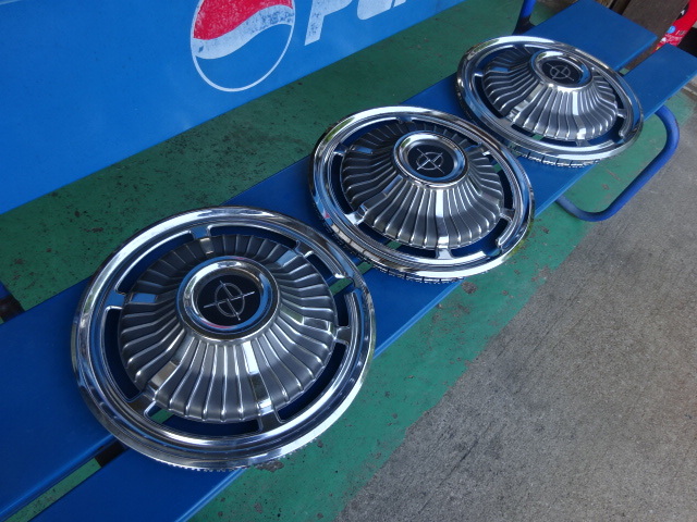 新品】旧車 当時物 NISSAN 日産 純正 ローレル ホイールキャップ