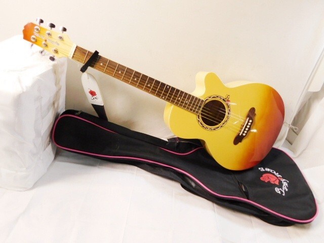 Gypsy Rose ジプシーローズ　アコースティックギター 本体　キャメル 中古】GYPSY ROSE□アコースティックギター□ピンク×ラメ□GRA1K/CPK
