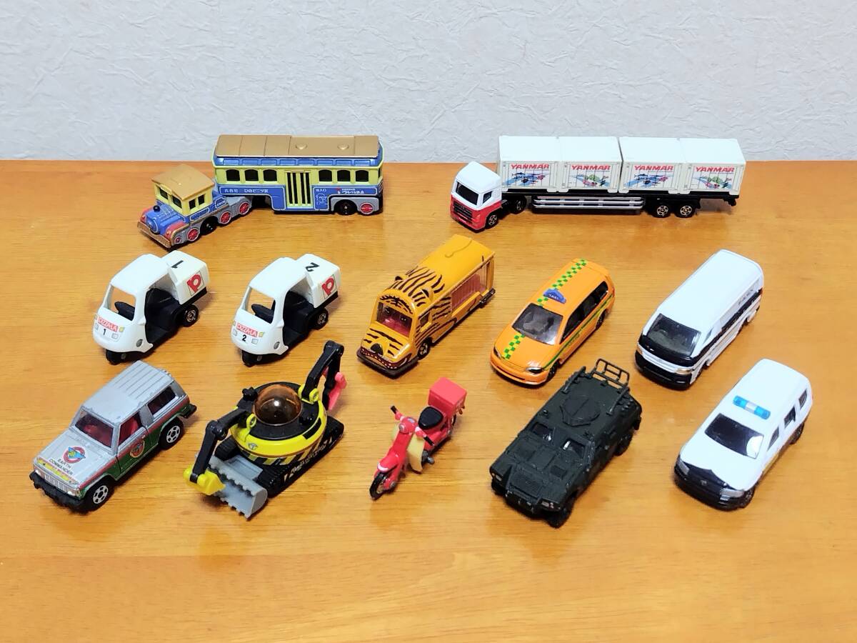 中古】トミカ 未来緊急隊 アースコマンダー コマンドビークルW・A EWA