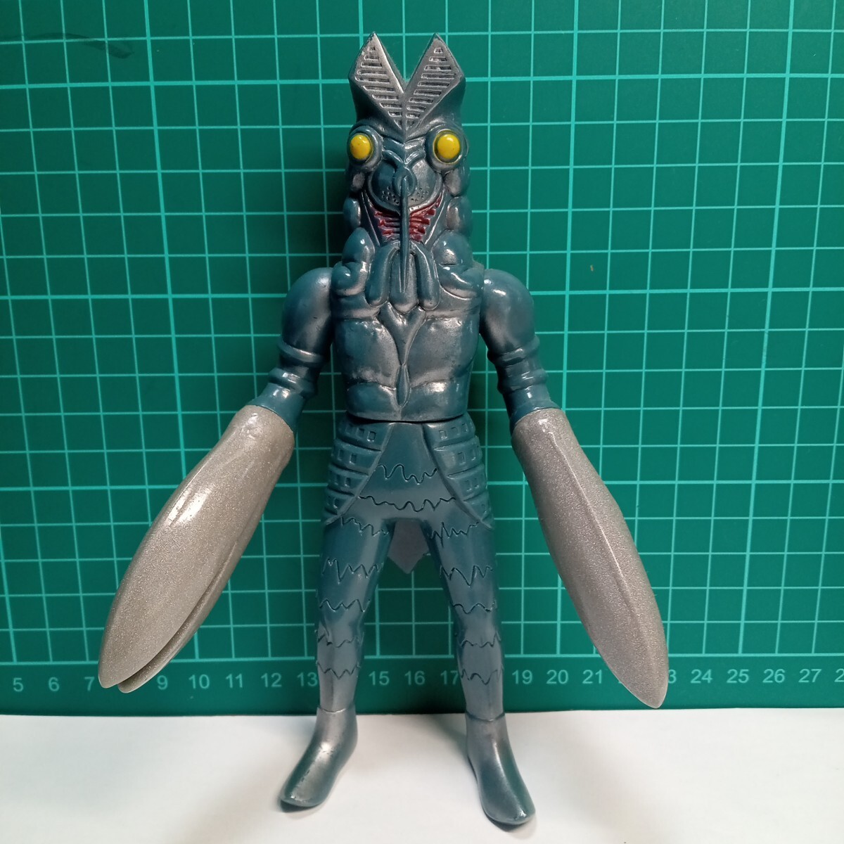 新品】タグ付き バンダイ ウルトラマン ソフビ 三井グリーンランド限定