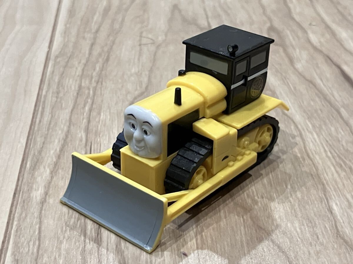 カプセルプラレール きかんしゃトーマス ダートの落札情報詳細 - Yahoo