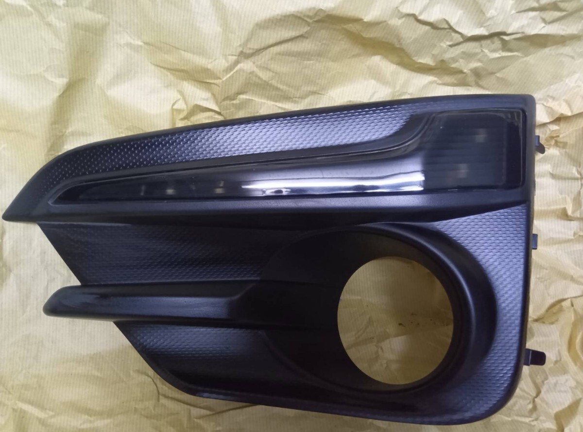 中古】スバルGP・GJ系インプレッサ純正オプションLEDアクセサリー