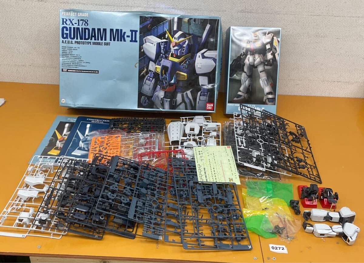 S-7】B-CLUB PG 1/60 フルアーマーガンダム【改造パーツ】ガレージ