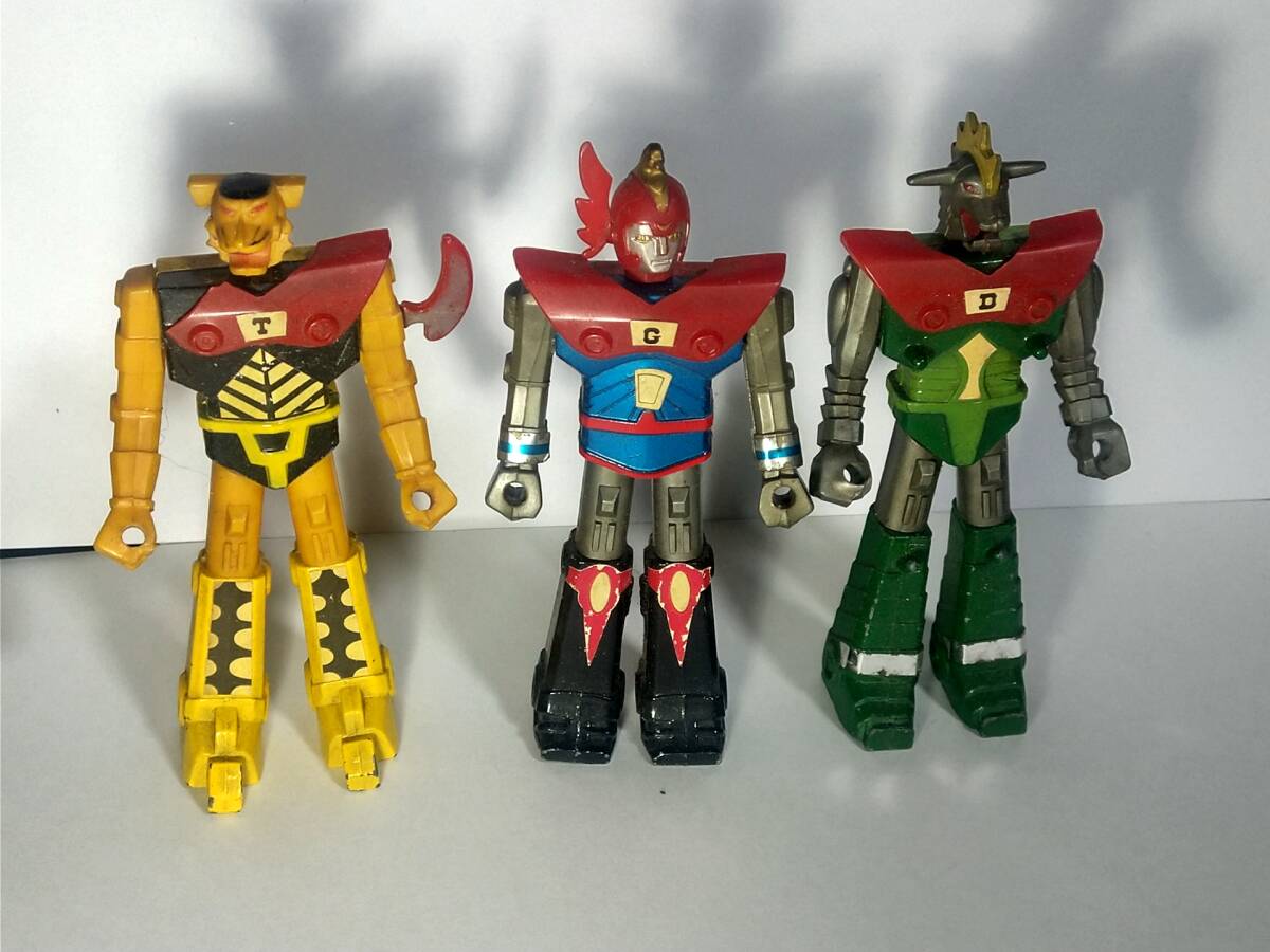 □タカトクトイス 龍虎巨人ゴーカイザー ゴーカイドラゴン の遊び方の