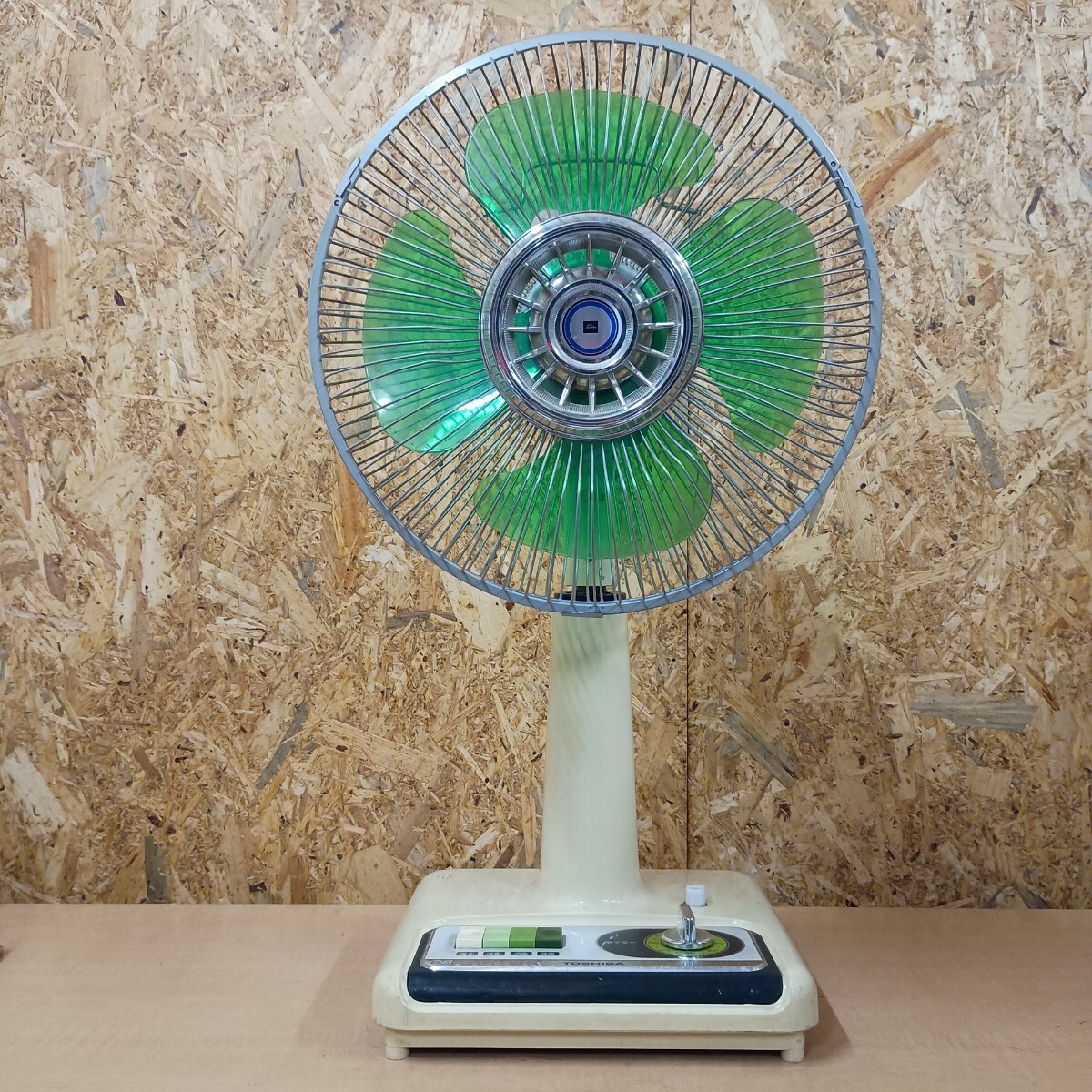 レトロ 東芝換気扇 VFH-20T2形 羽根径20cm TOSHIBAの落札情報詳細