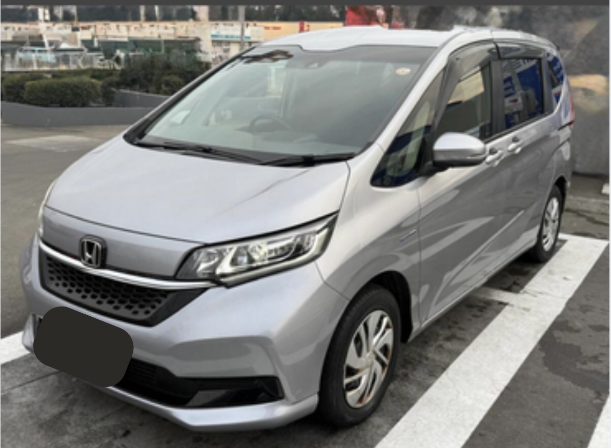 中古】○A5747 新車外し フリード ハイブリッド GB7 純正グリル 71120