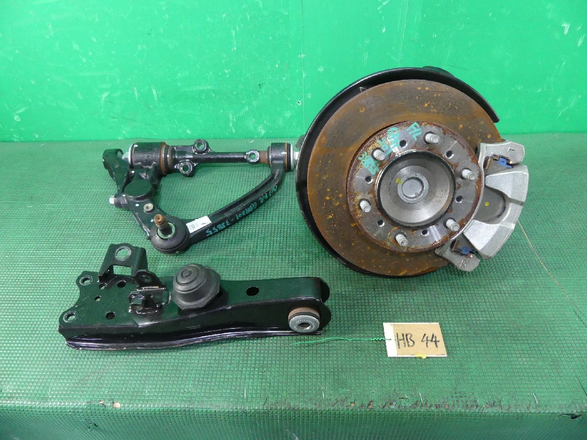 ハイエース QDF-GDH206V 右Fロアアーム 209 48068-26170 1GD-FTVの落札