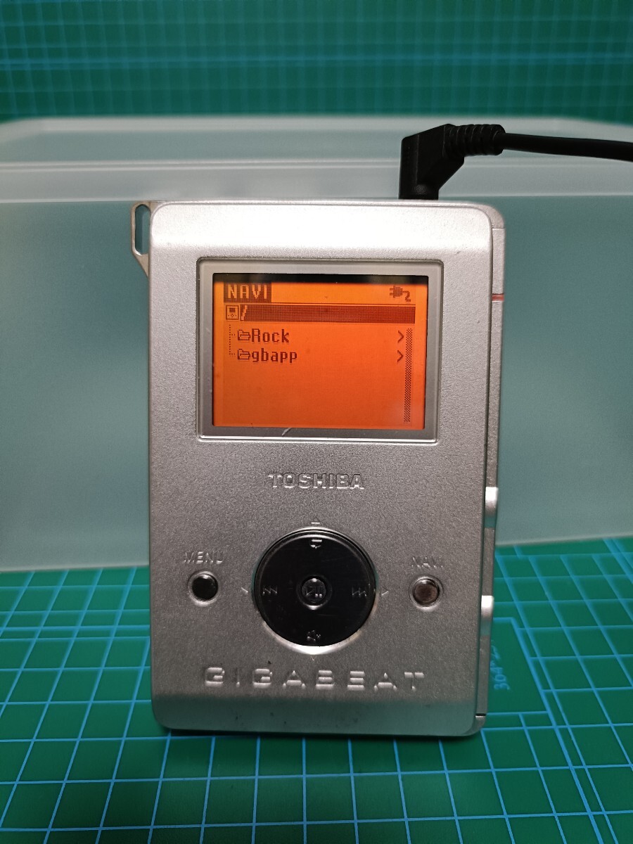 東芝 gigabeat P5S MEP05S(EH) NANA バージョン 512MB／2006年8月購入