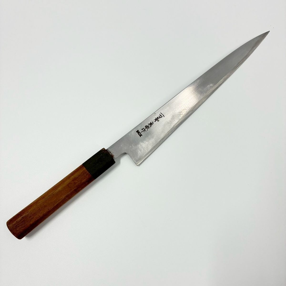 中古包丁　牛刀　日本武　INOX（ステンレス） INOX 日本武 牛刀 八寸 鍔付柄 刃渡り240㎜ 包丁の落札情報詳細