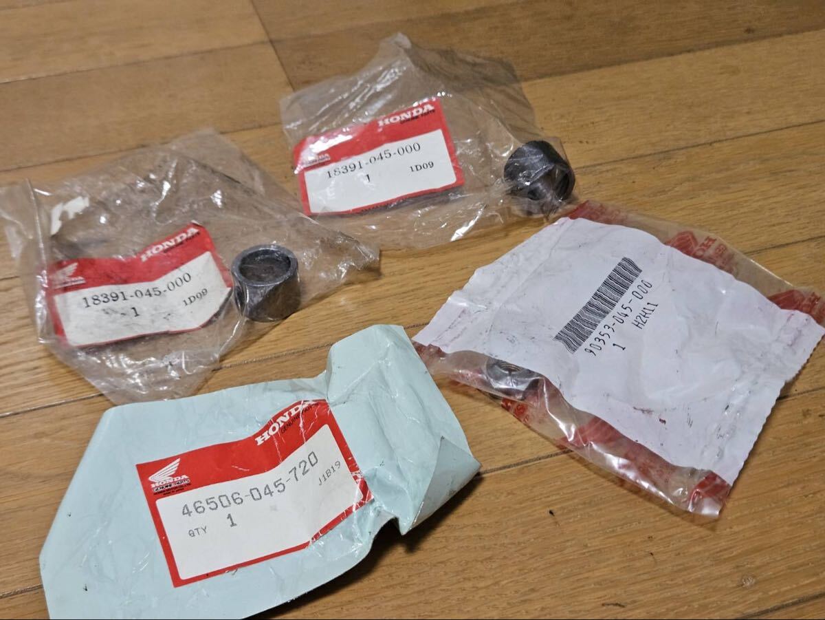未使用に近い】ホンダ VT250 スパーダ MC20 マフラージョイント