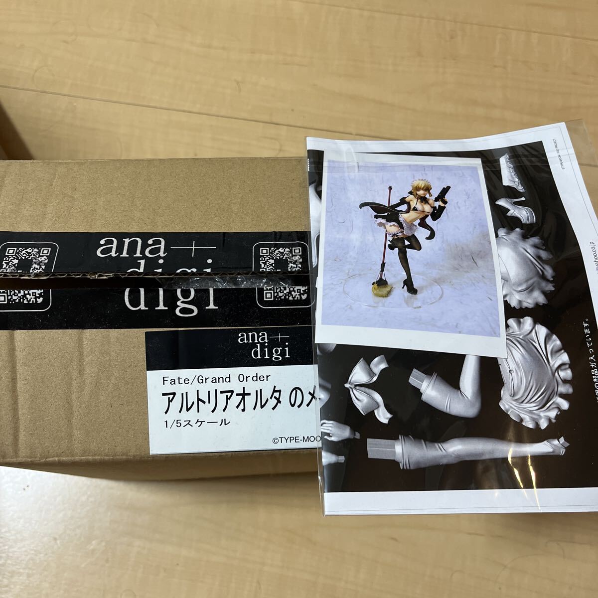 未使用】同人タペストリー Fate/Grand Order C100 黒ドレスセイバー