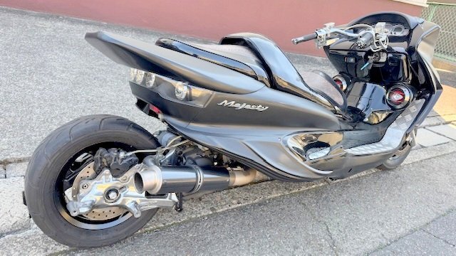 新品】マジェスティ エアロセット フィン付タイプ SG03J ホワイト 白